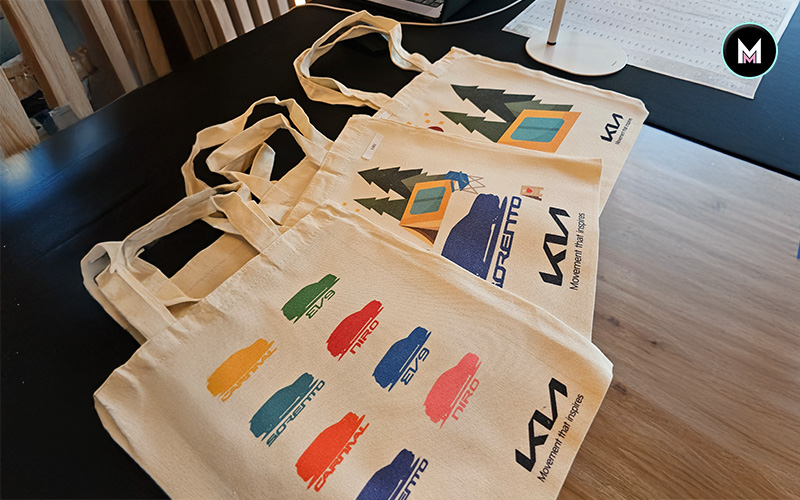 Silkscreen T-shirt Printing for AWS